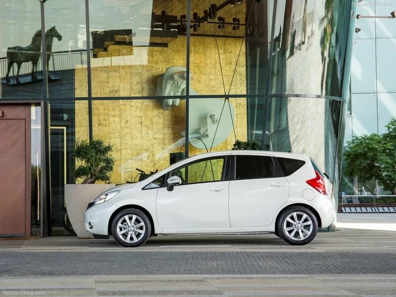 Ниссан ноут е12 фото Перейти на страницу с картинкой