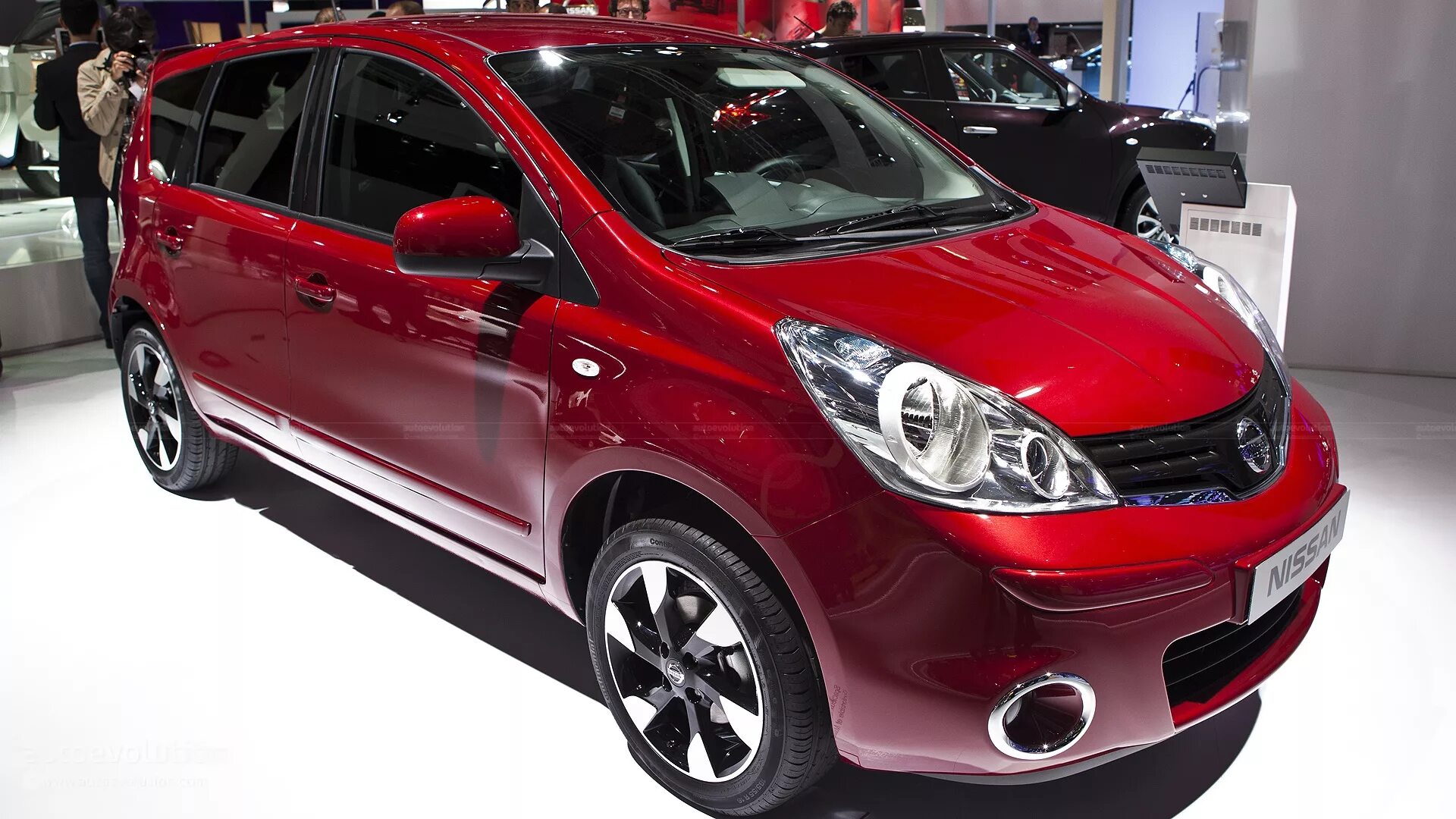 Ниссан ноут фото Ниссан ноут японец Sarma-Auto.ru