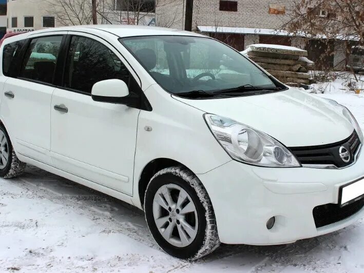 Ниссан ноут фото цена Купить б/у Nissan Note I Рестайлинг 1.6 AT (110 л.с.) бензин автомат в Уренгое: 