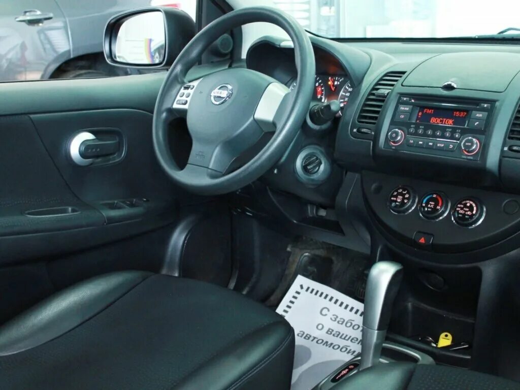 Ниссан ноут фото внутри Купить б/у Nissan Note I Рестайлинг 1.6 AT (110 л.с.) бензин автомат в Москве: к