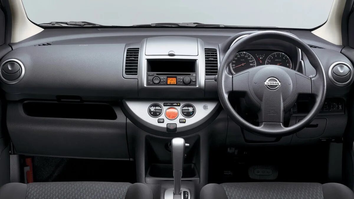 Ниссан ноут фото внутри Nissan Note (1G) 1.5 бензиновый 2005 на DRIVE2