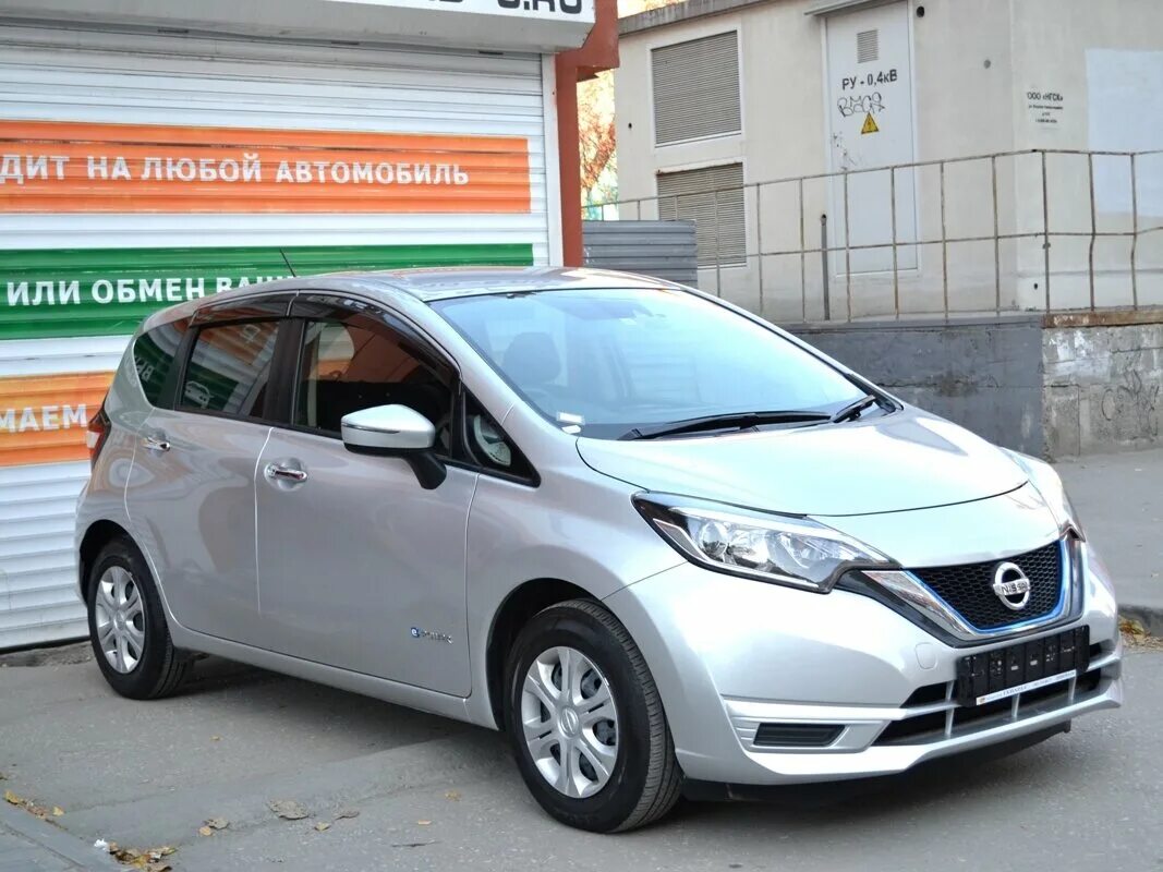 Ниссан ноут гибрид фото Купить б/у Nissan Note II Рестайлинг e-Power 1.2hyb AT (80 л.с.) гибрид автомат 