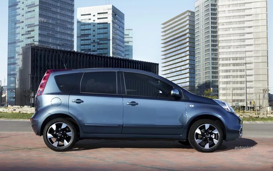 Ниссан ноут на 16 дисках фото Диски and Резина. - Nissan Note (1G), 1,4 л, 2008 года колёсные диски DRIVE2