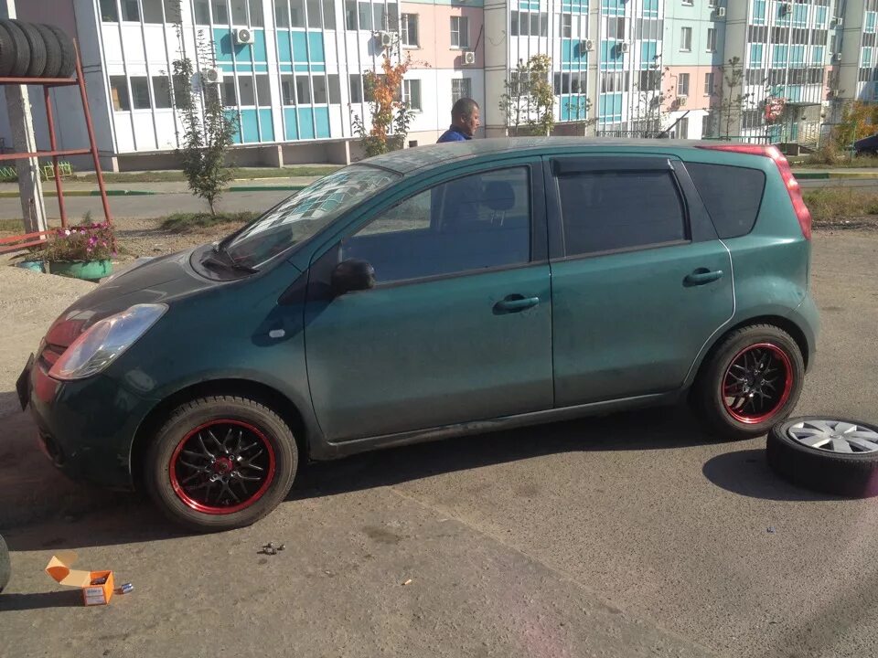 Ниссан ноут на 16 дисках фото Колеса - Nissan Note (1G), 1,5 л, 2005 года колёсные диски DRIVE2