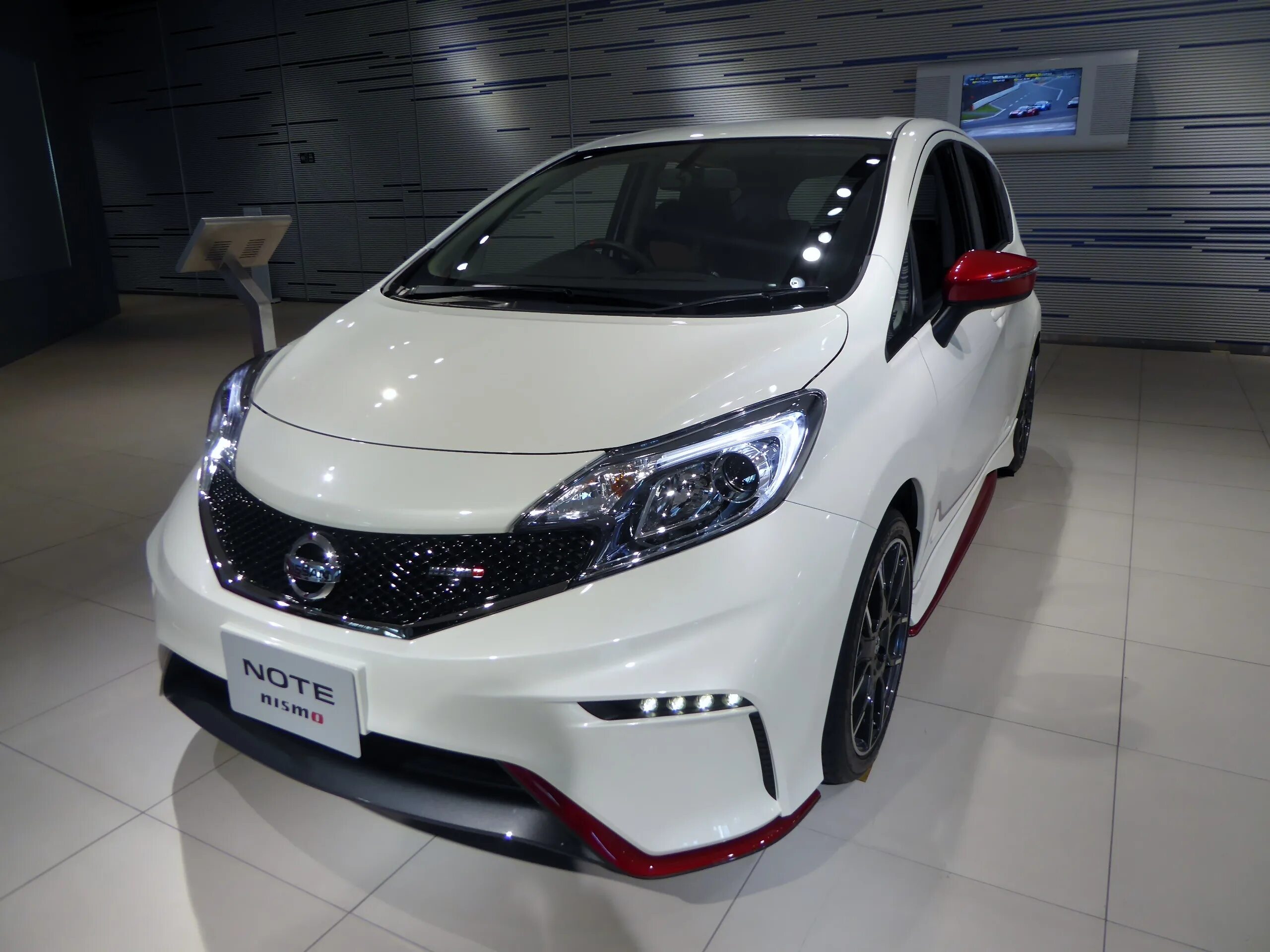 Ниссан ноут нисмо фото File:Nissan NOTE NISMO S (DBA-E12) front.JPG - Wikimedia Commons