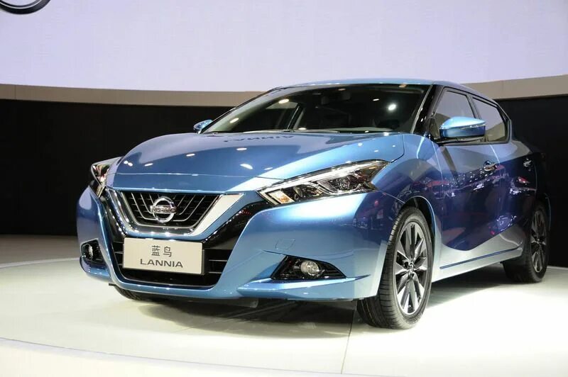 Ниссан новый кузов фото Chinese Nissan Lannia.