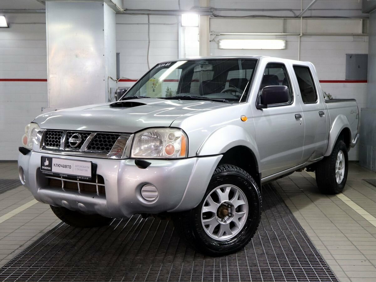 Ниссан нп 300 фото Купить б/у Nissan NP300 2008-2015 2.5d MT (133 л.с.) 4WD дизель механика в Красн