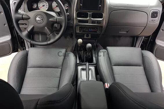 Ниссан нп 300 тюнинг салона Перетяжка салона Nissan NP300
