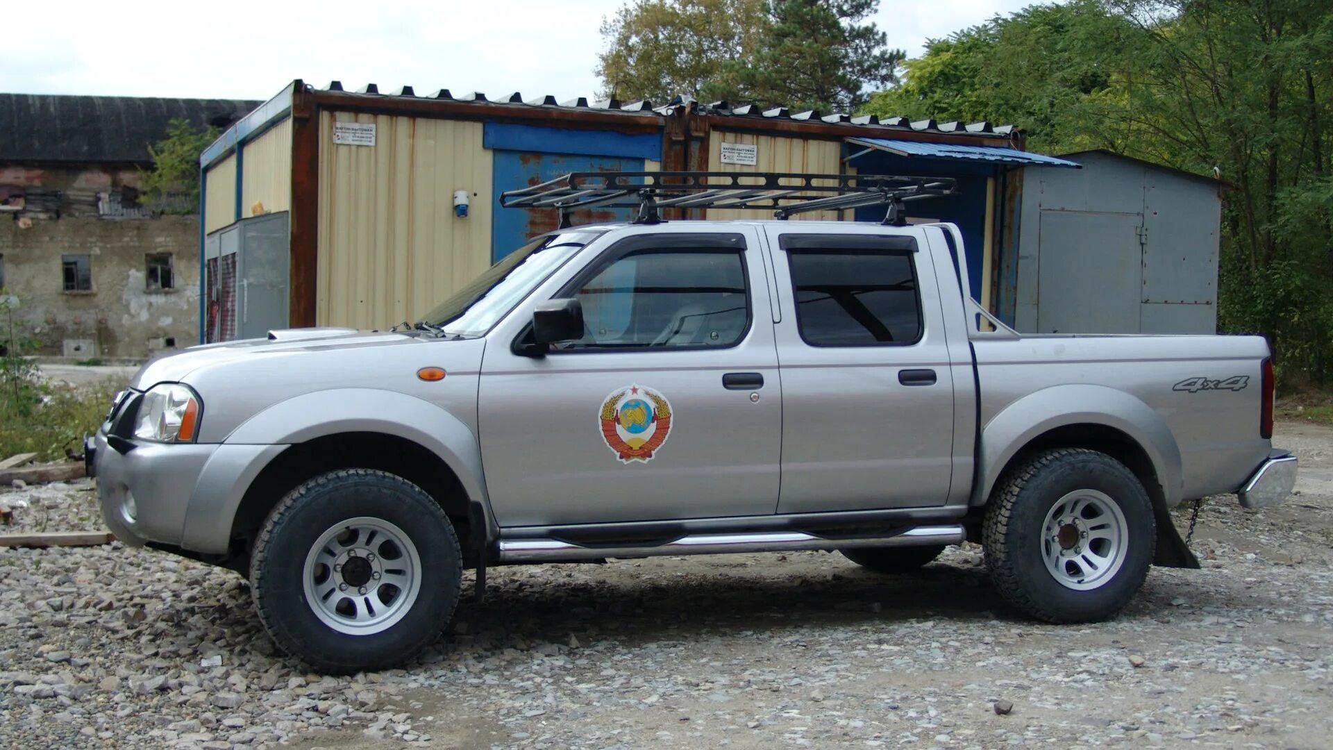 Ниссан np300 фото Nissan NP300 2.5 дизельный 2008 Буцефал 2,5ТД на DRIVE2