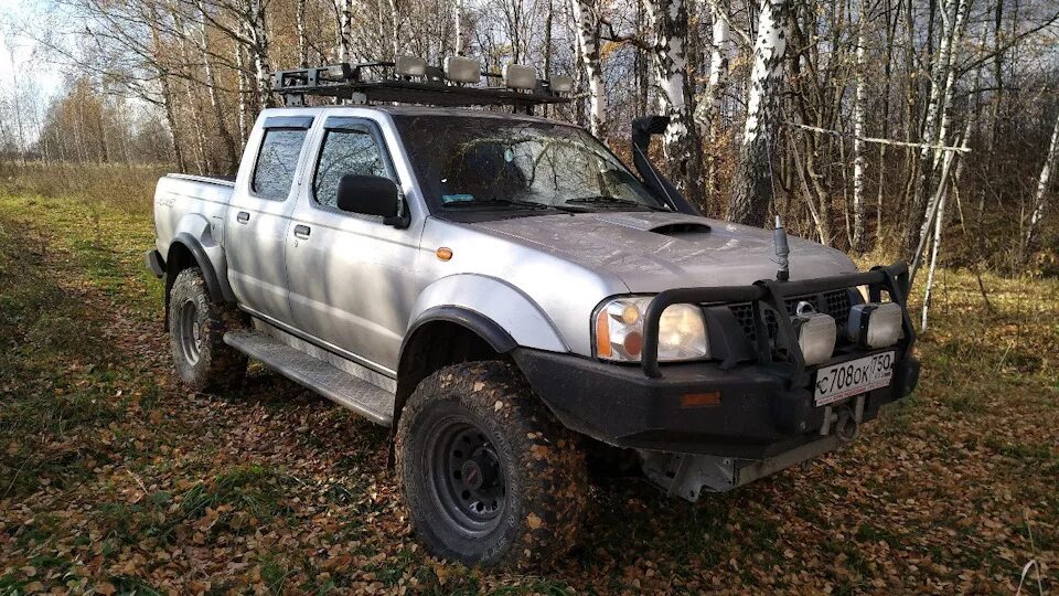 Ниссан нп300 тюнинг Странный шум при переключении МКПП - Nissan NP300, 2.5 л., 2009 года на DRIVE2