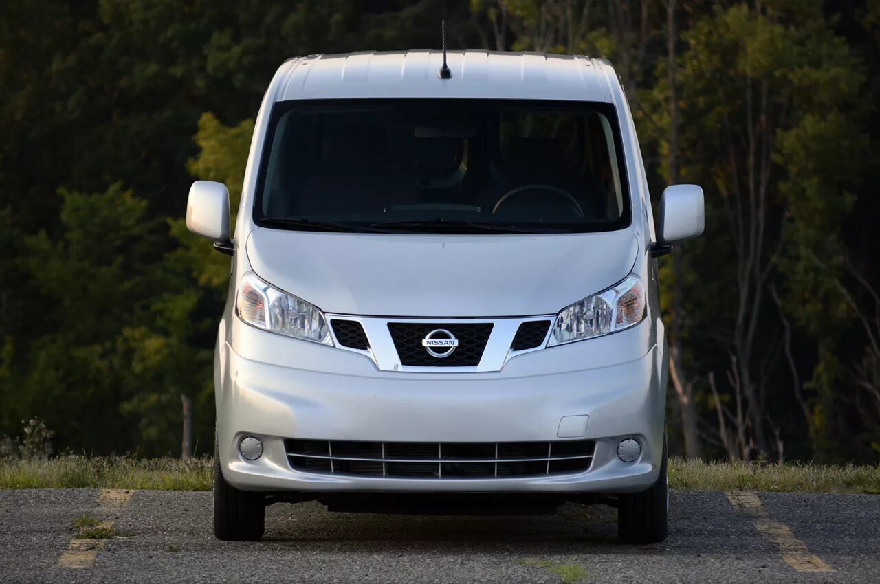 Ниссан нв 200 фото Nissan NV200 фото № 109579 автомобильная фотогалерея Nissan NV200 на Авторынок.р