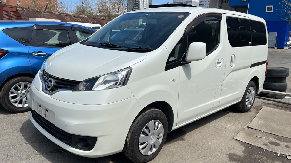 Ниссан нв 200 фото Nissan NV200 1.6 бензиновый 2012 на DRIVE2
