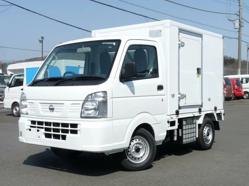 Ниссан нв100 фото Nissan NV100 Clipper I Restyling 2006 - 2012 Microvan :: OUTSTANDING CARS