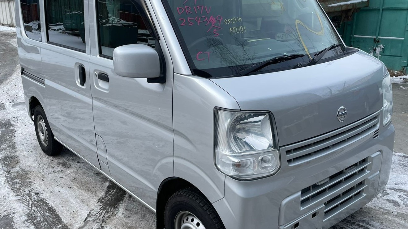 Ниссан нв100 фото Nissan Clipper Van 0.7 бензиновый 2017 NV100 Clipper на DRIVE2