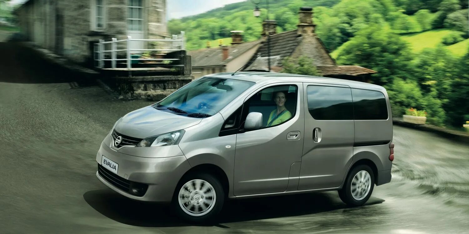 Ниссан nv200 фото Nissan nv200 combi road test