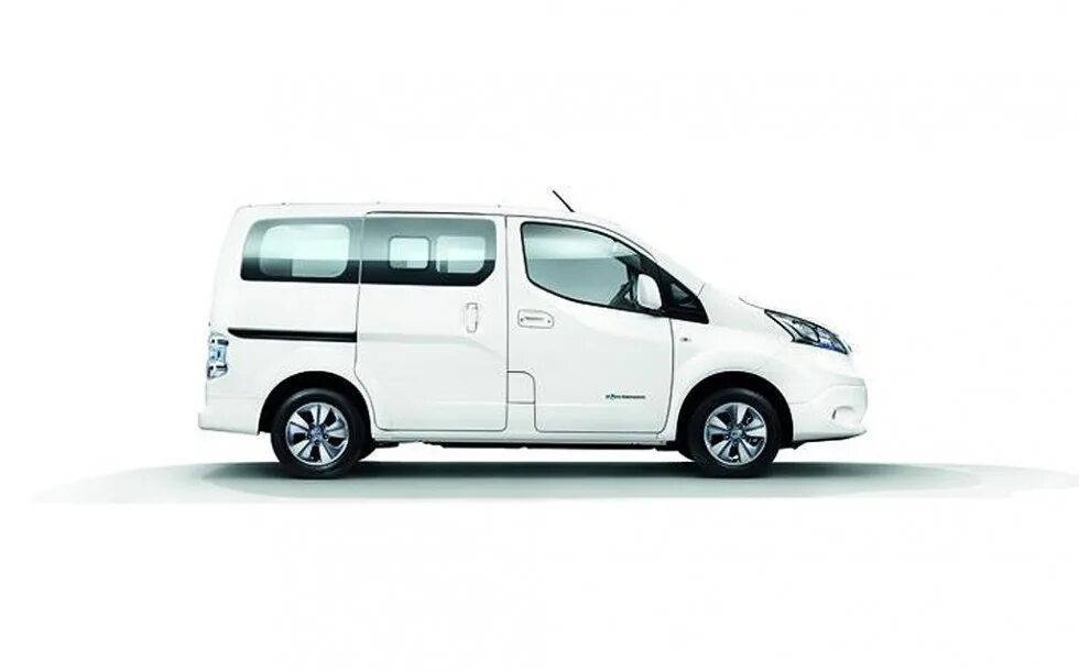 Ниссан nv200 фото Фото Nissan e-NV200 2014. Фотографии Ниссан э-НВ200 2014 года