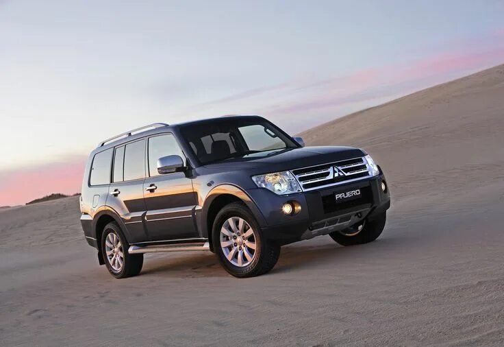 Ниссан паджеро фото 2008-11 Mitsubishi Pajero Exceed Mitsubishi shogun, Mitsubishi pajero, Mitsubish