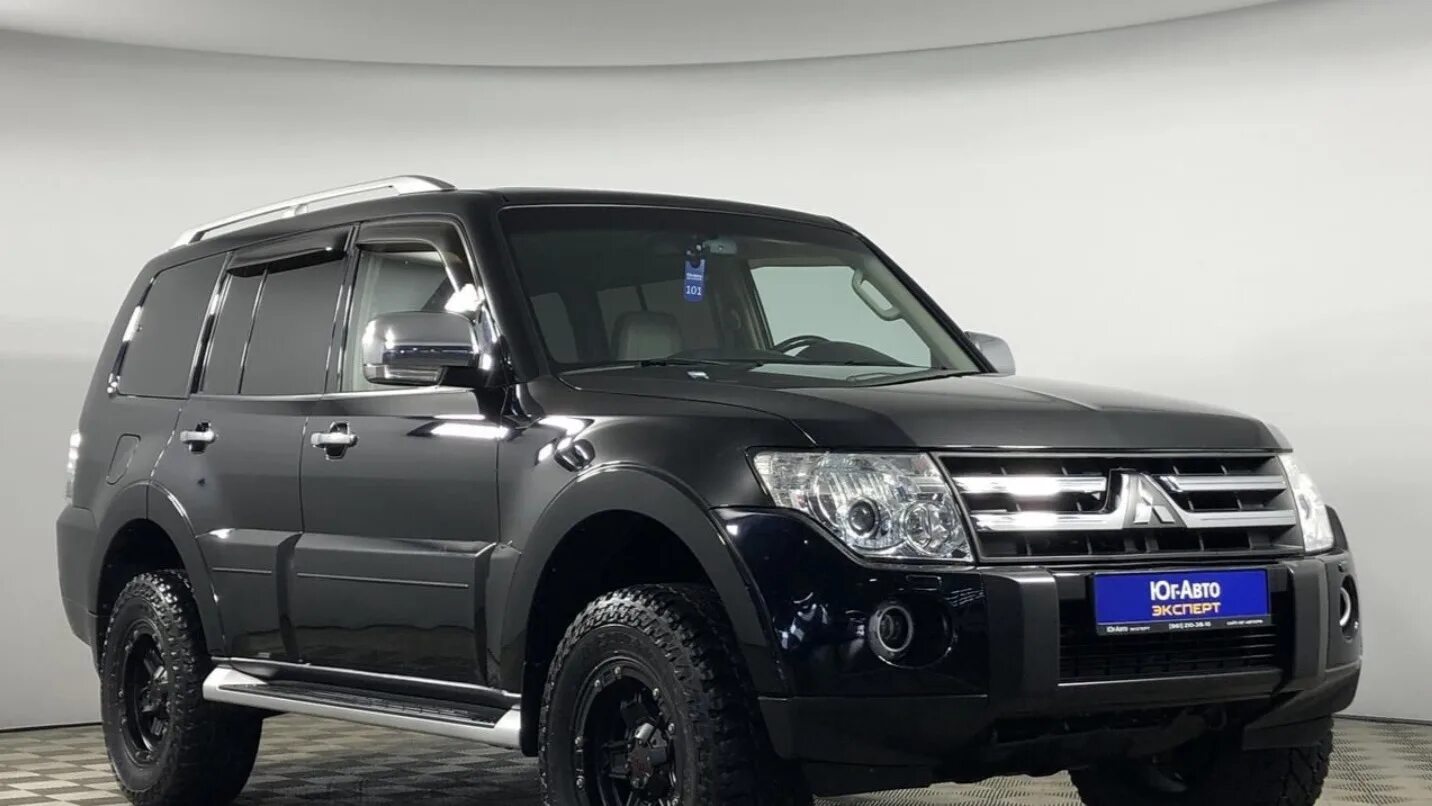 Ниссан паджеро фото Mitsubishi Pajero (4G) 3.0 бензиновый 2008 на DRIVE2