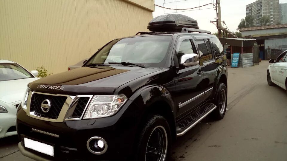 Ниссан панфайдер тюнинг Продаю колёса в сборе R22 - Nissan Pathfinder (3G), 3 л, 2011 года колёсные диск
