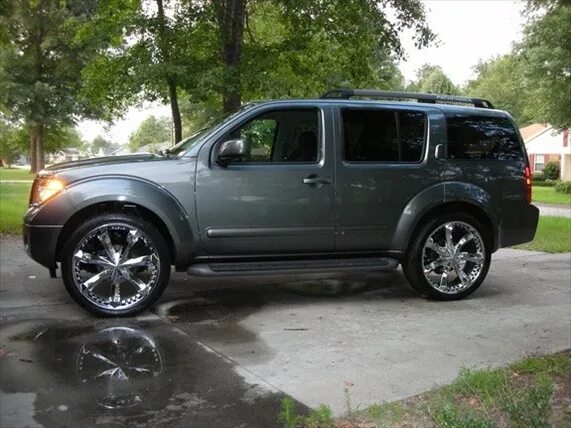 Ниссан патфайндер 2.5 тюнинг Тюнинг Ниссан Патфайндер, фото тюнинга экстерьера и салона Nissan Pathfinder