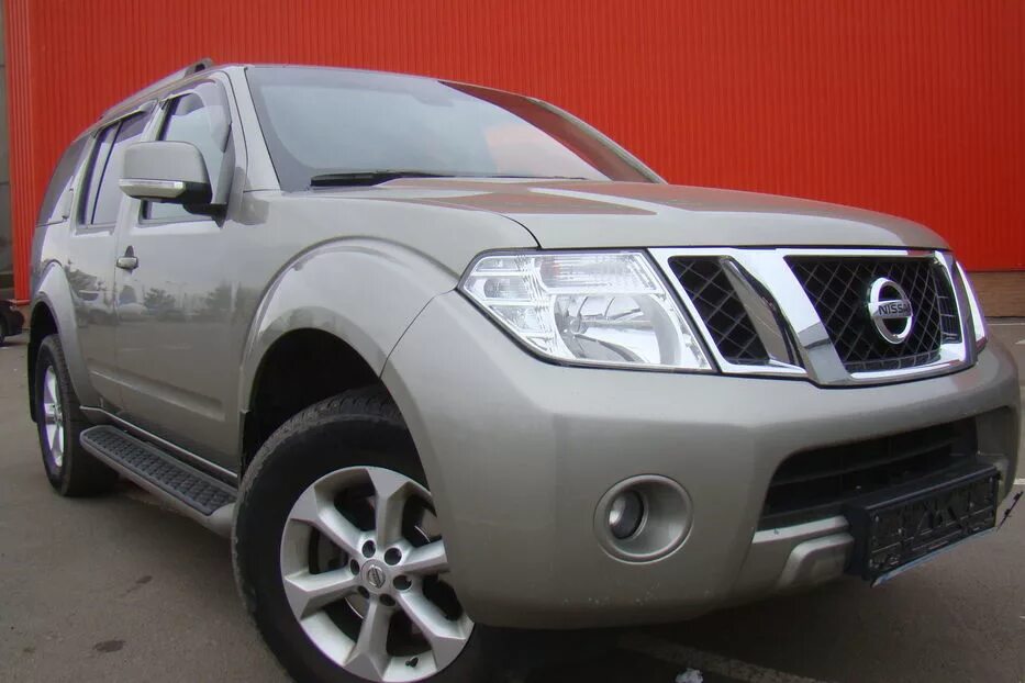 Ниссан патфайндер 2012 фото Продам Nissan Pathfinder в Одессе 2012 года выпуска за 15 900
