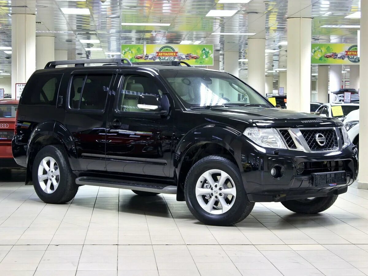 Ниссан патфайндер бу цена и фото Купить б/у Nissan Pathfinder III 2.5d AT (174 л.с.) 4WD дизель автомат в Москве: