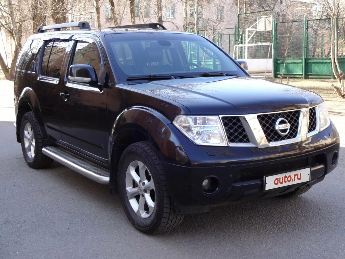 Ниссан патфайндер бу цена и фото Купить б/у Nissan Pathfinder III 2.5d MT (174 л.с.) 4WD дизель механика в Санкт-