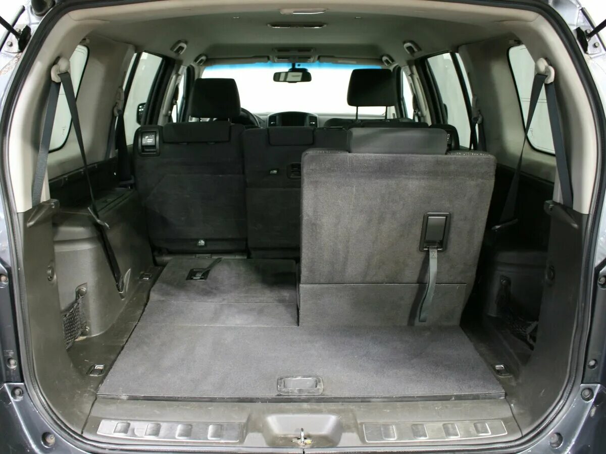 Ниссан патфайндер фото салона и багажника Купить б/у Nissan Pathfinder III Рестайлинг 2.5d AT (190 л.с.) 4WD дизель автома