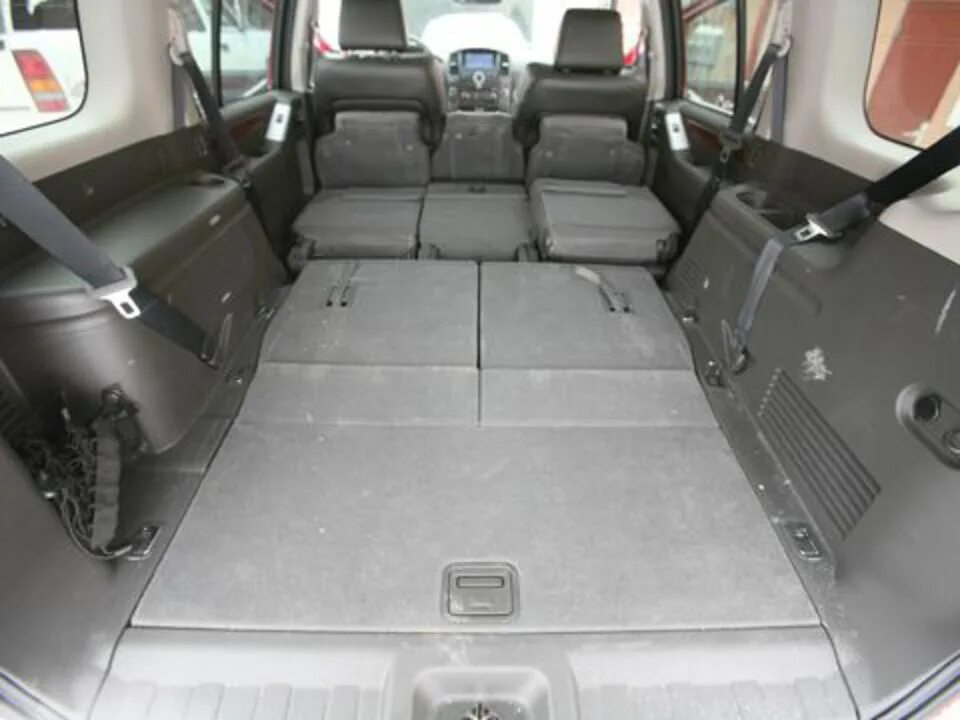 Ниссан патфайндер фото салона и багажника TopWorldAuto Photos of Nissan Pathfinder LE - photo galleries