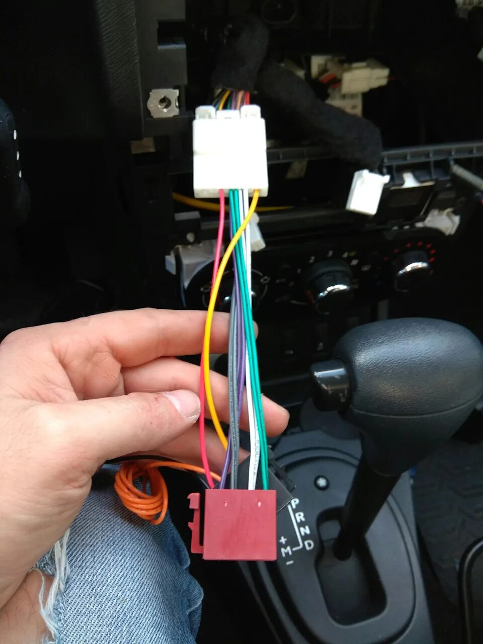 Ниссан патфайндер подключение магнитолы Замена штатной магнитолы - Nissan Terrano III, 2 л, 2016 года автозвук DRIVE2