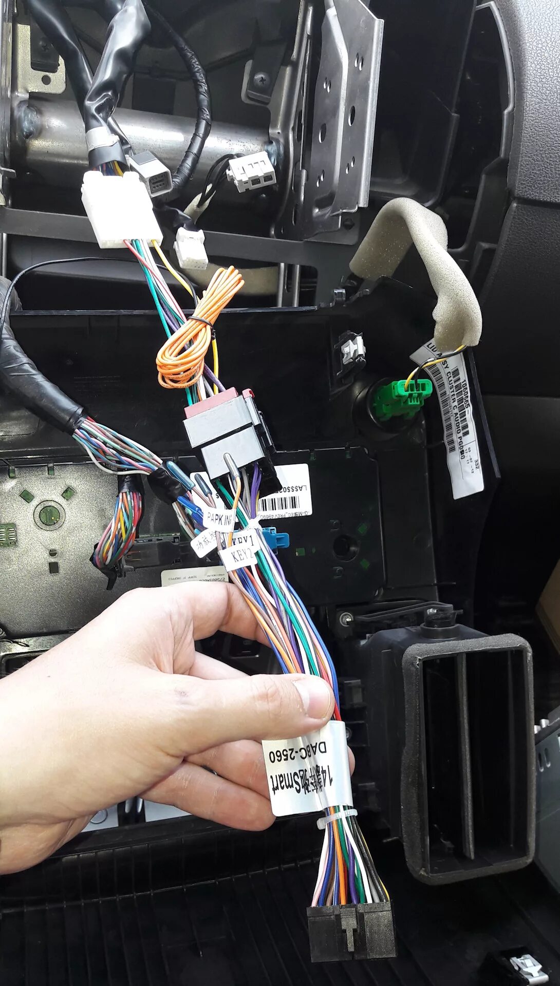 Ниссан патфайндер подключение магнитолы Автомагнитола на android вместо штатного ГУ - Nissan Pathfinder (3G), 2,5 л, 201