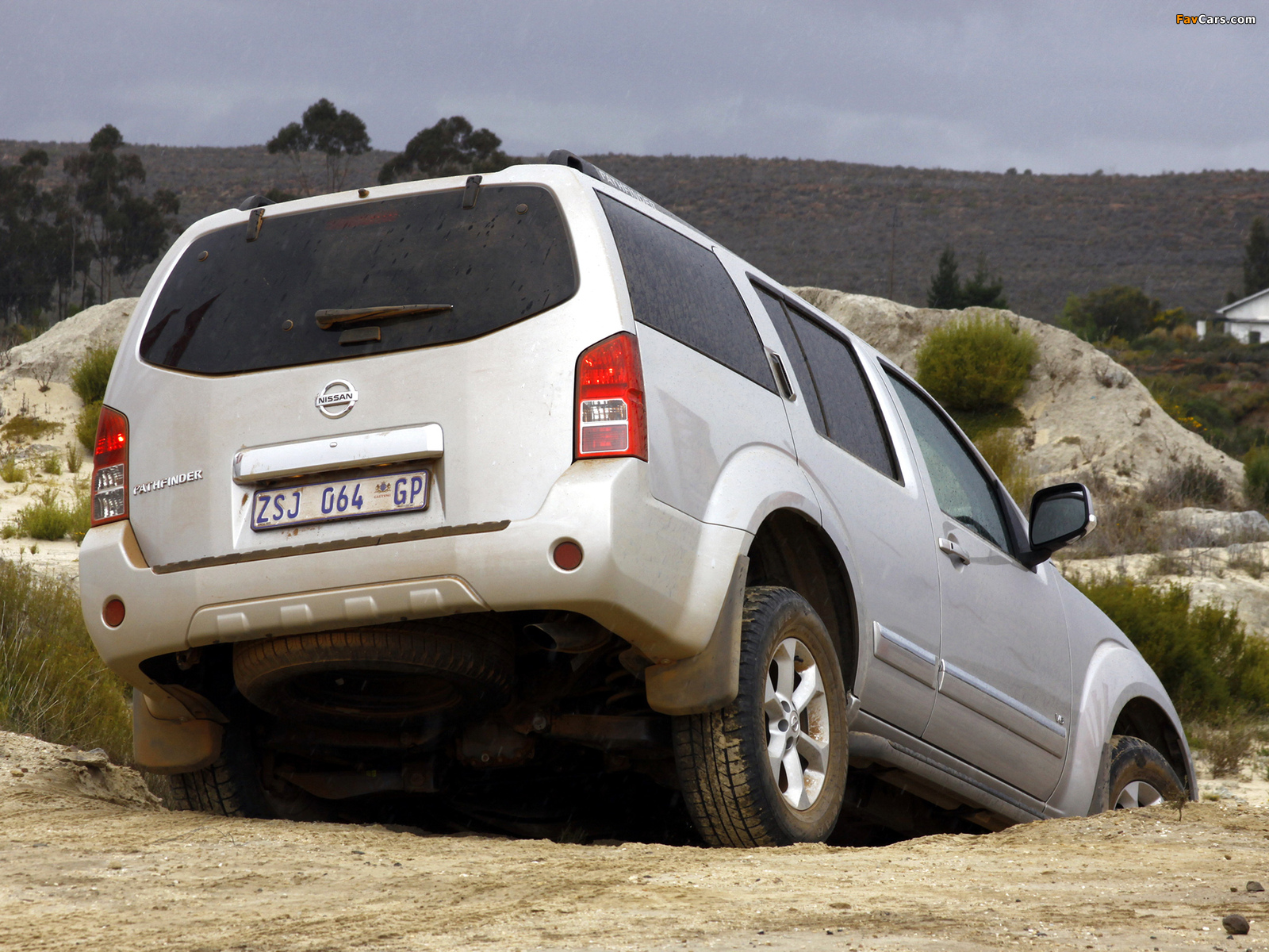 Ниссан патфайндер r51 фото Nissan Pathfinder ZA-spec (R51) 2010 photos (1600x1200)