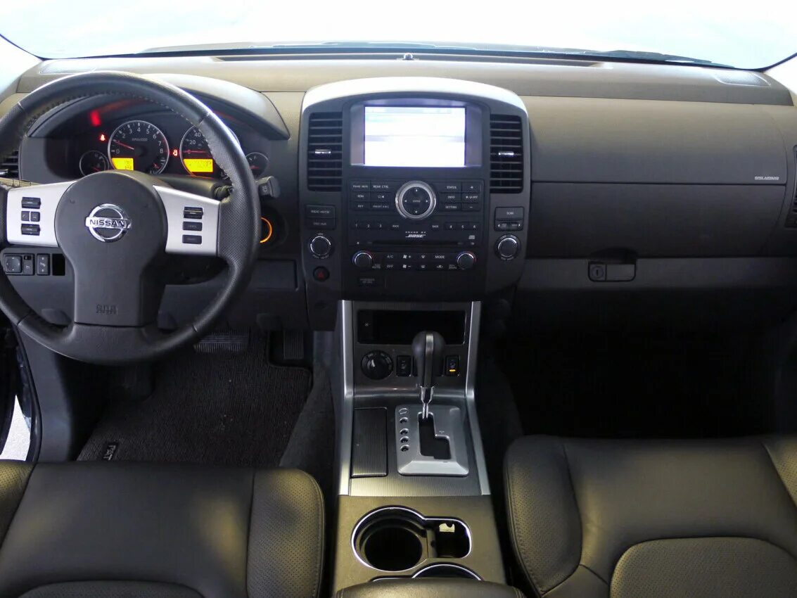 Ниссан патфайндер r51 фото салона Купить б/у Nissan Pathfinder III Рестайлинг 2.5d AT (190 л.с.) 4WD дизель автома