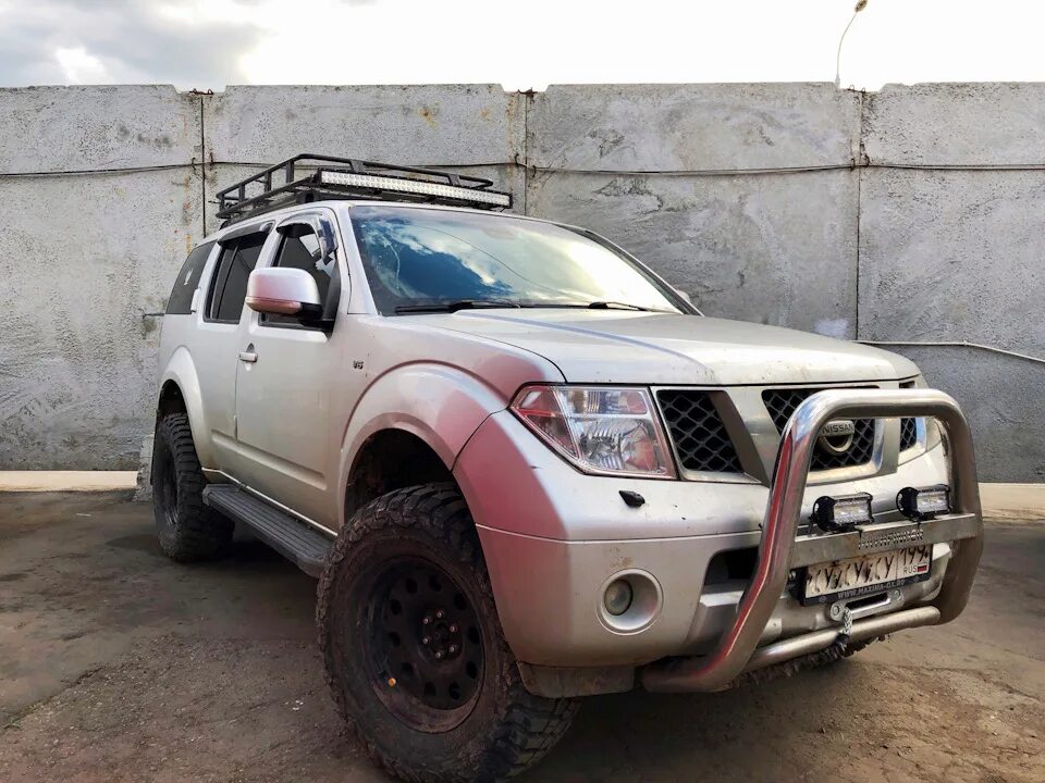 Ниссан патфайндер тюнинг для бездорожья Сувенирный номер - Nissan Pathfinder (3G), 4 л, 2008 года аксессуары DRIVE2