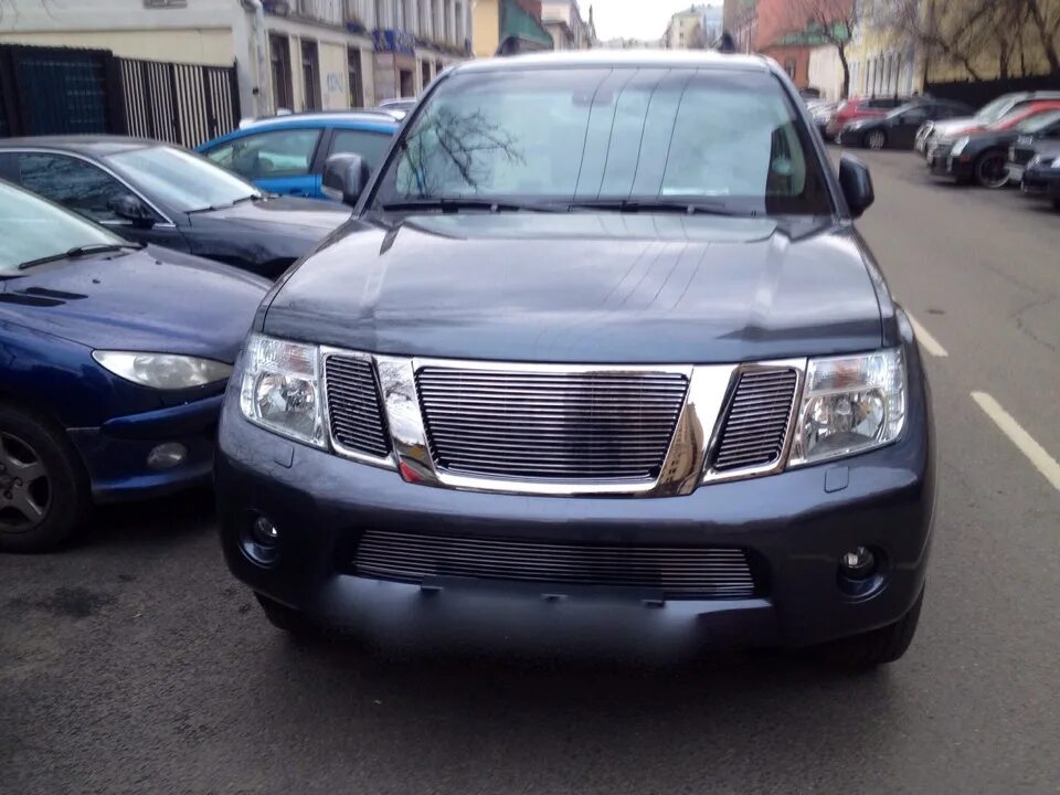 Ниссан патфайндер тюнинг решетка радиатора Пришли решетки на радиатора установил смотрите результат - Nissan Pathfinder (3G