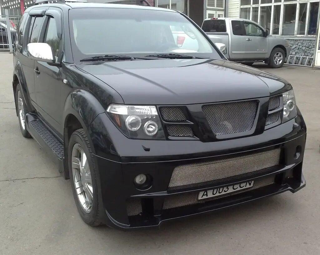 Ниссан патфайндер тюнинг решетка радиатора Ниссан Патфайндер Фотографии. Дополнения к автомобильным отзывам.