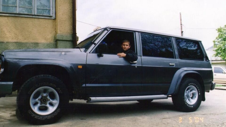 Ниссан патрол 1990 года фото Поменяли проводку - Nissan Patrol GR I (Y60), 2,8 л, 1990 года электроника DRIVE
