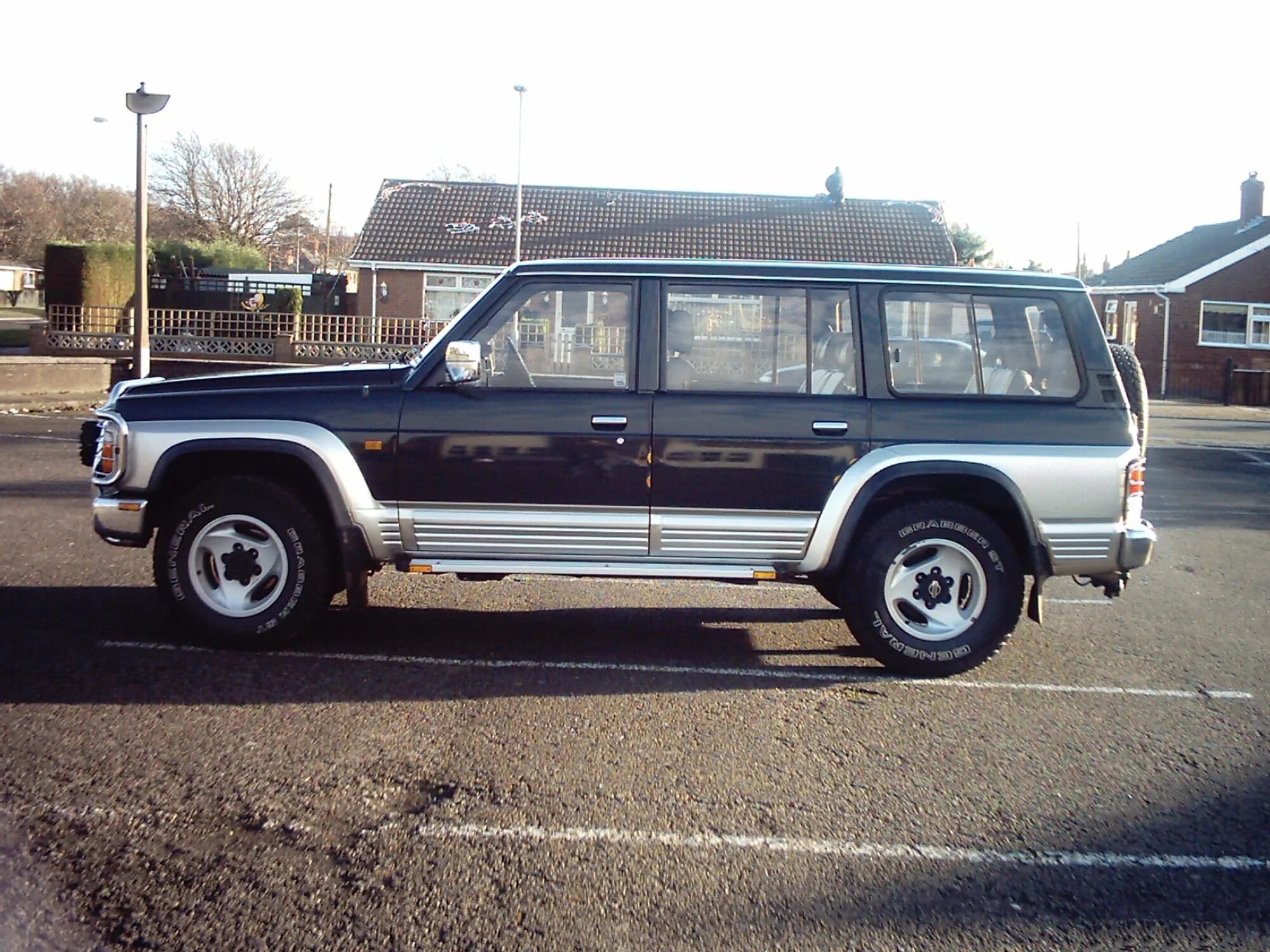 Ниссан патрол 1990 года фото Nissan Patrol 160/260 2-й рестайлинг внедорожник 5-дв.