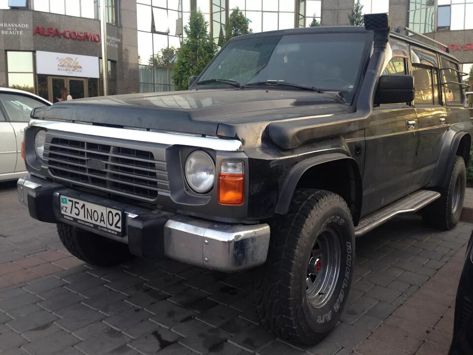 Ниссан патрол 1995 фото Полтора года спустя. - Nissan Patrol GR I (Y60), 2,8 л, 1995 года визит на серви