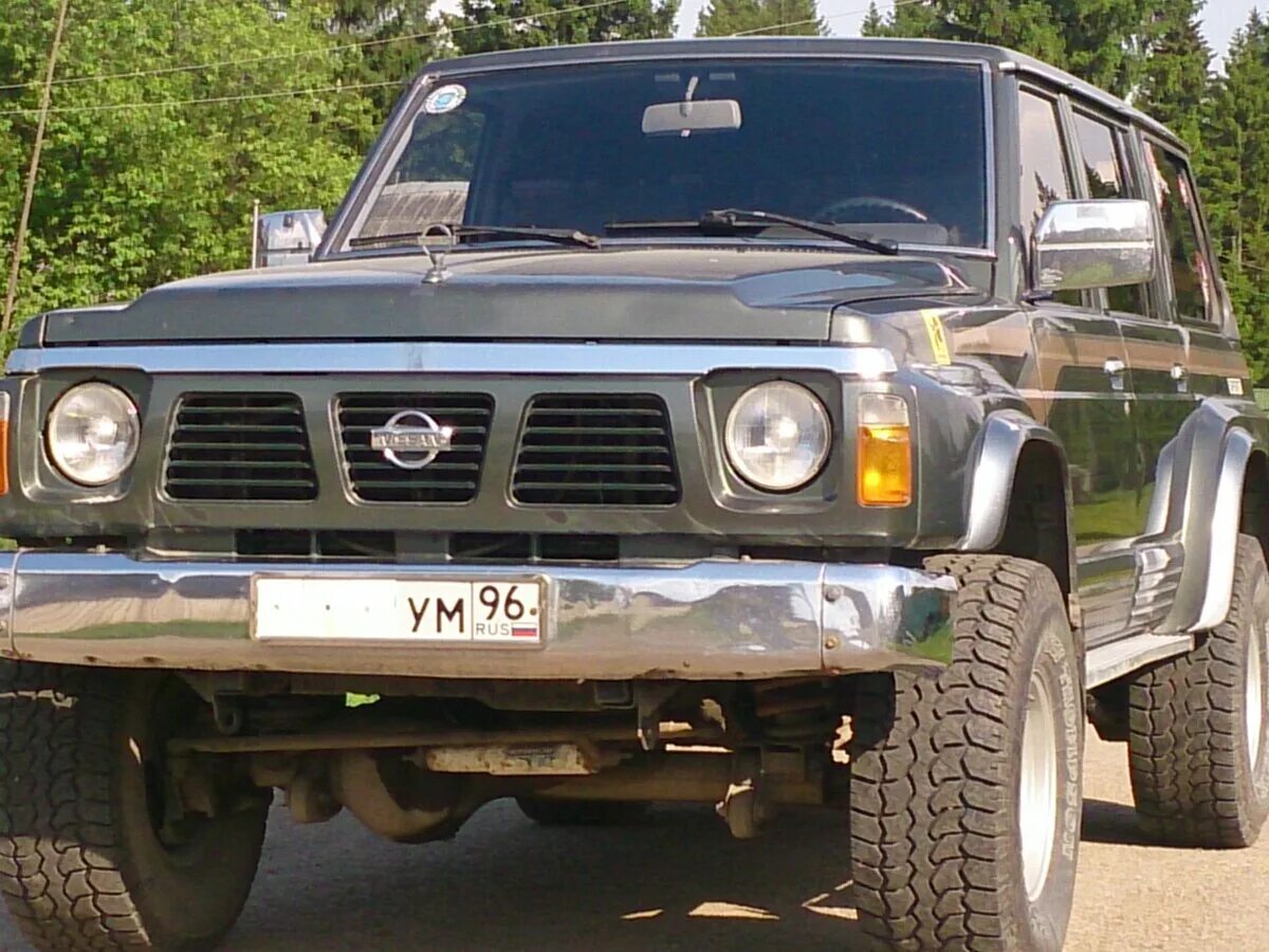 Ниссан патрол 1995 фото Купить б/у Nissan Patrol IV (Y60) 4.2 MT (175 л.с.) 4WD бензин механика в Екатер