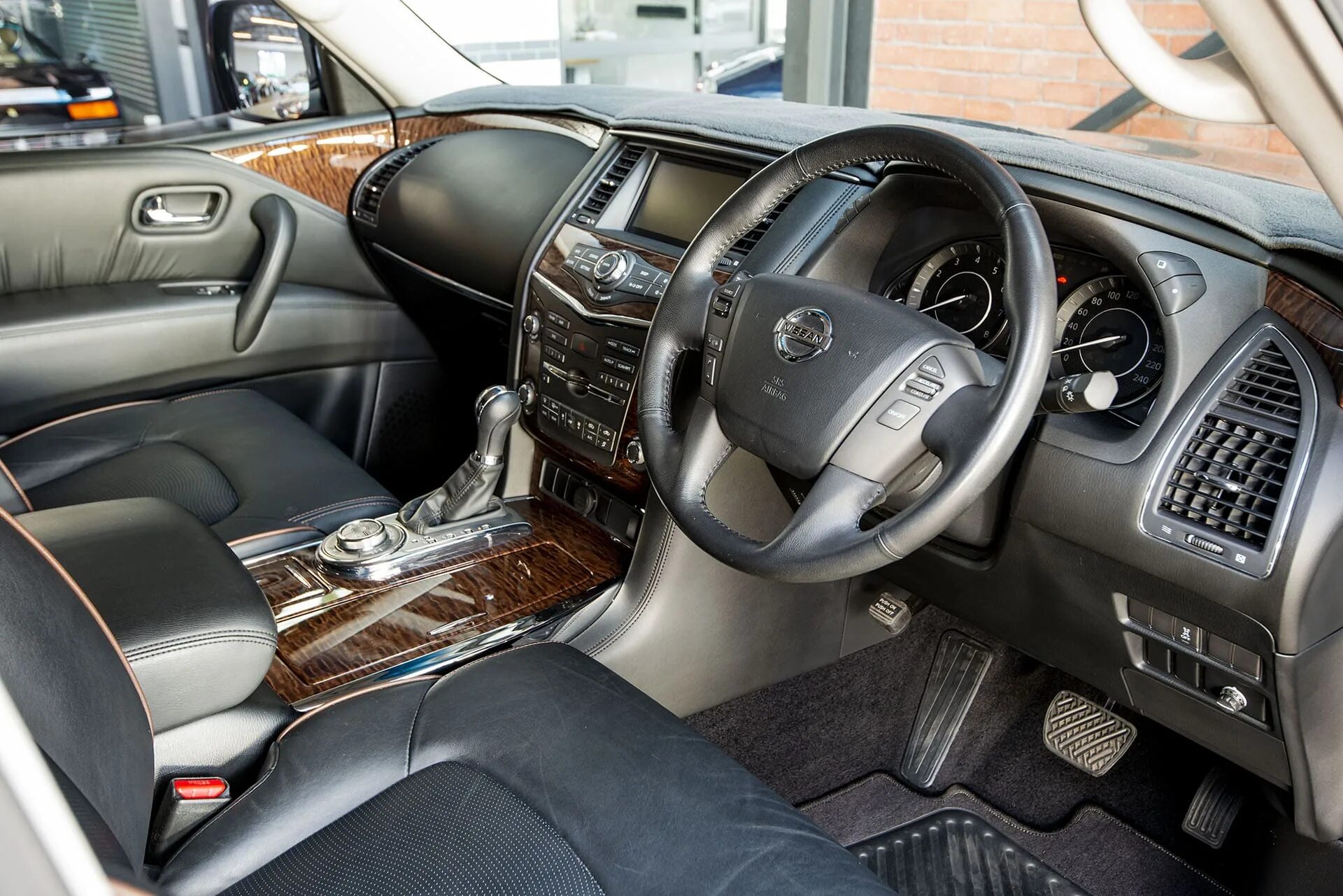 Ниссан патрол 2024 фото салона Ремонт ниссан патрол y62 - фото - АвтоМастер Инфо