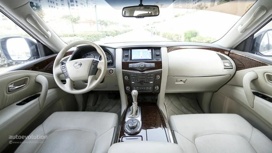 Ниссан патрол 2024 фото салона NISSAN Patrol interior Y62