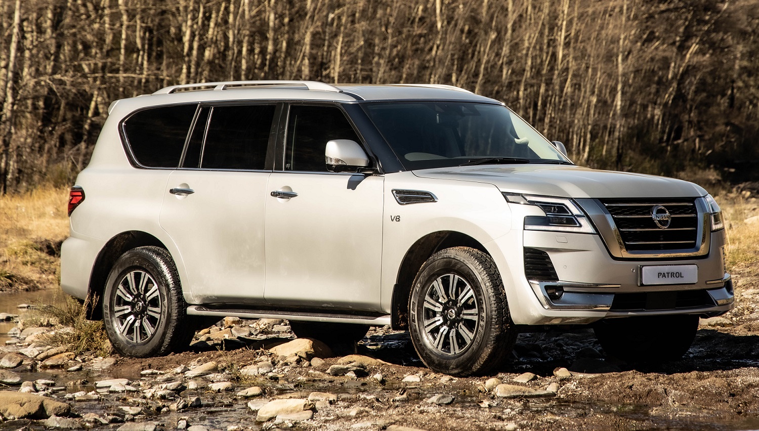 Ниссан патрол 2025 фото Hulking new Infiniti QX80 spied as preview of next Nissan Patrol