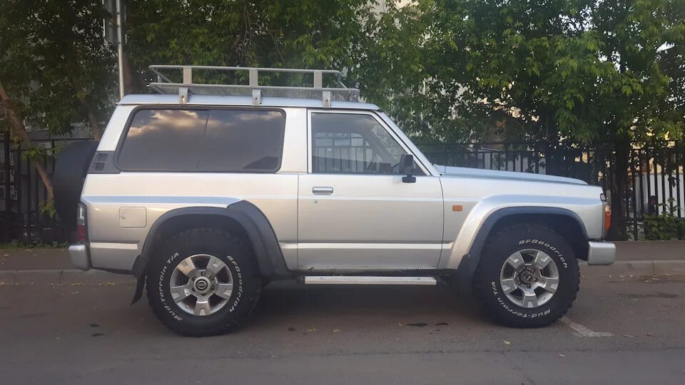 Ниссан патрол 3х дверный тюнинг Nissan Patrol GR I (Y60) 2.8 дизельный 1992 Эксперимент на DRIVE2