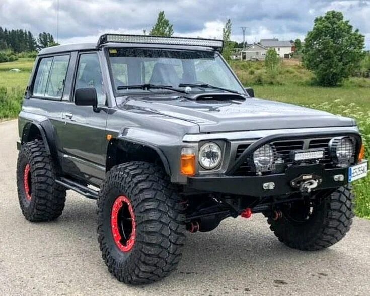 Ниссан патрол 3х дверный тюнинг Pin de wolverineun en Cosas que comprar Carros y camionetas, Patrol gr, Autos