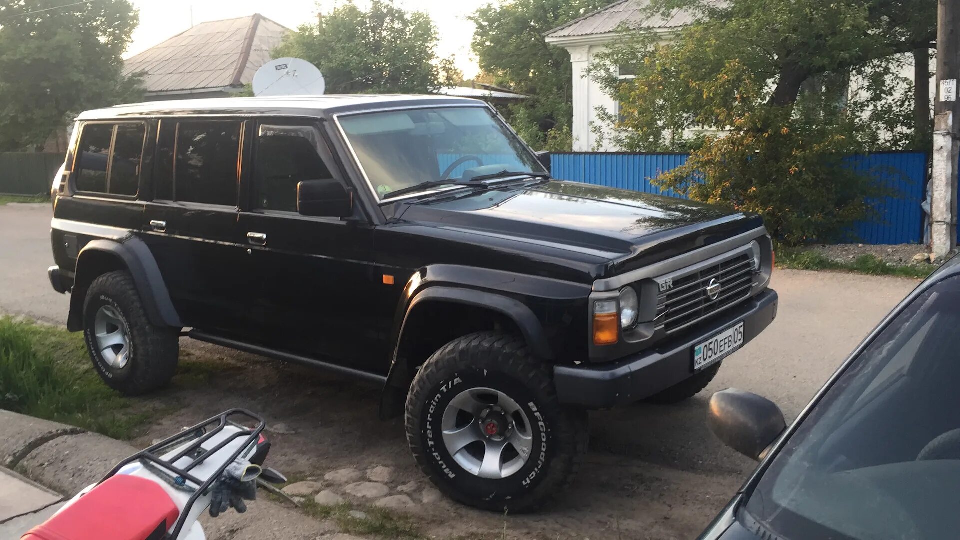 Ниссан патрол 60 тюнинг Nissan Patrol GR I (Y60) 2.8 дизельный 1995 Странник на DRIVE2