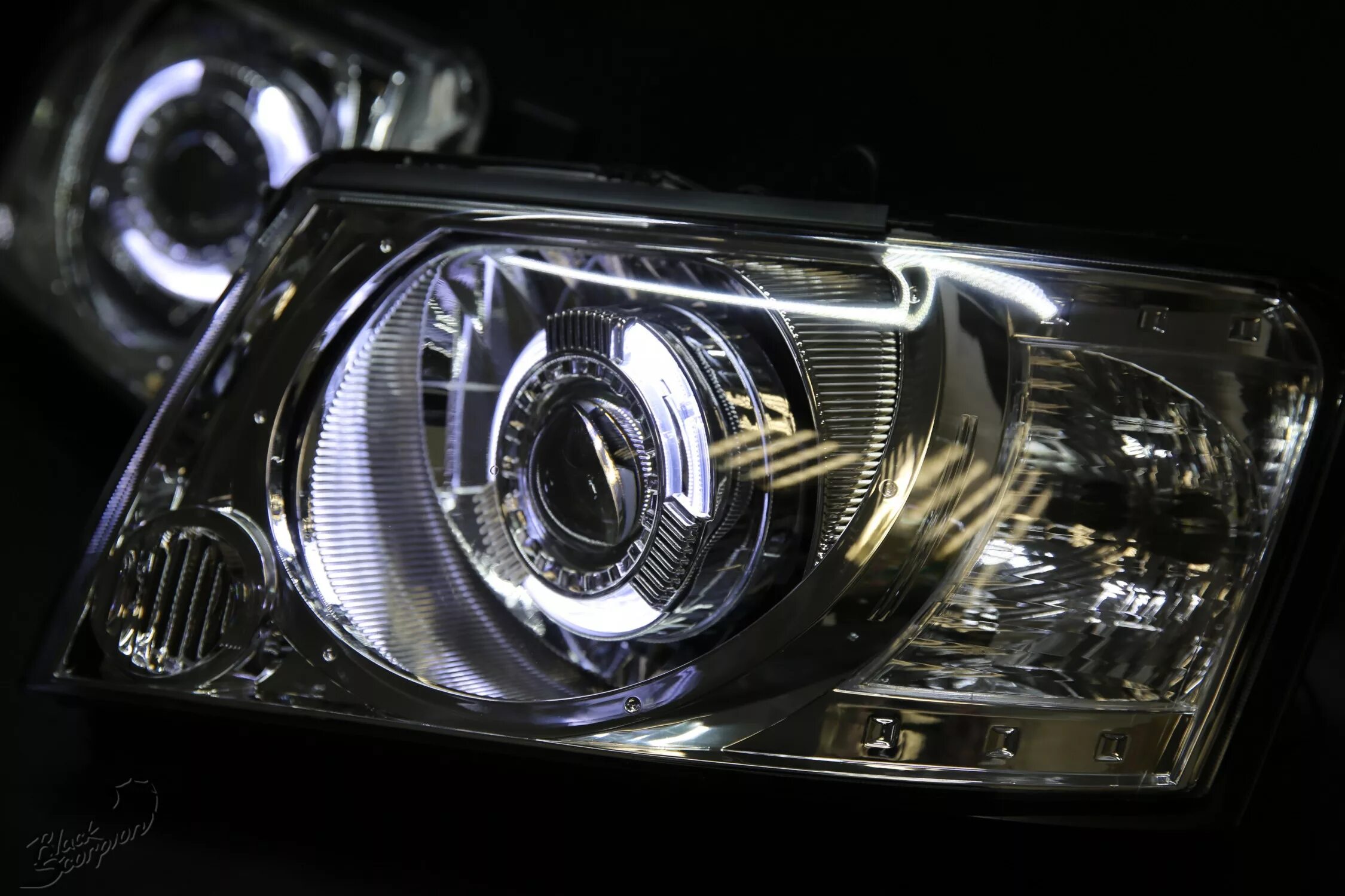 Ниссан патрол фара тюнинг Тюнинг фар Ниссан Патрол Y61