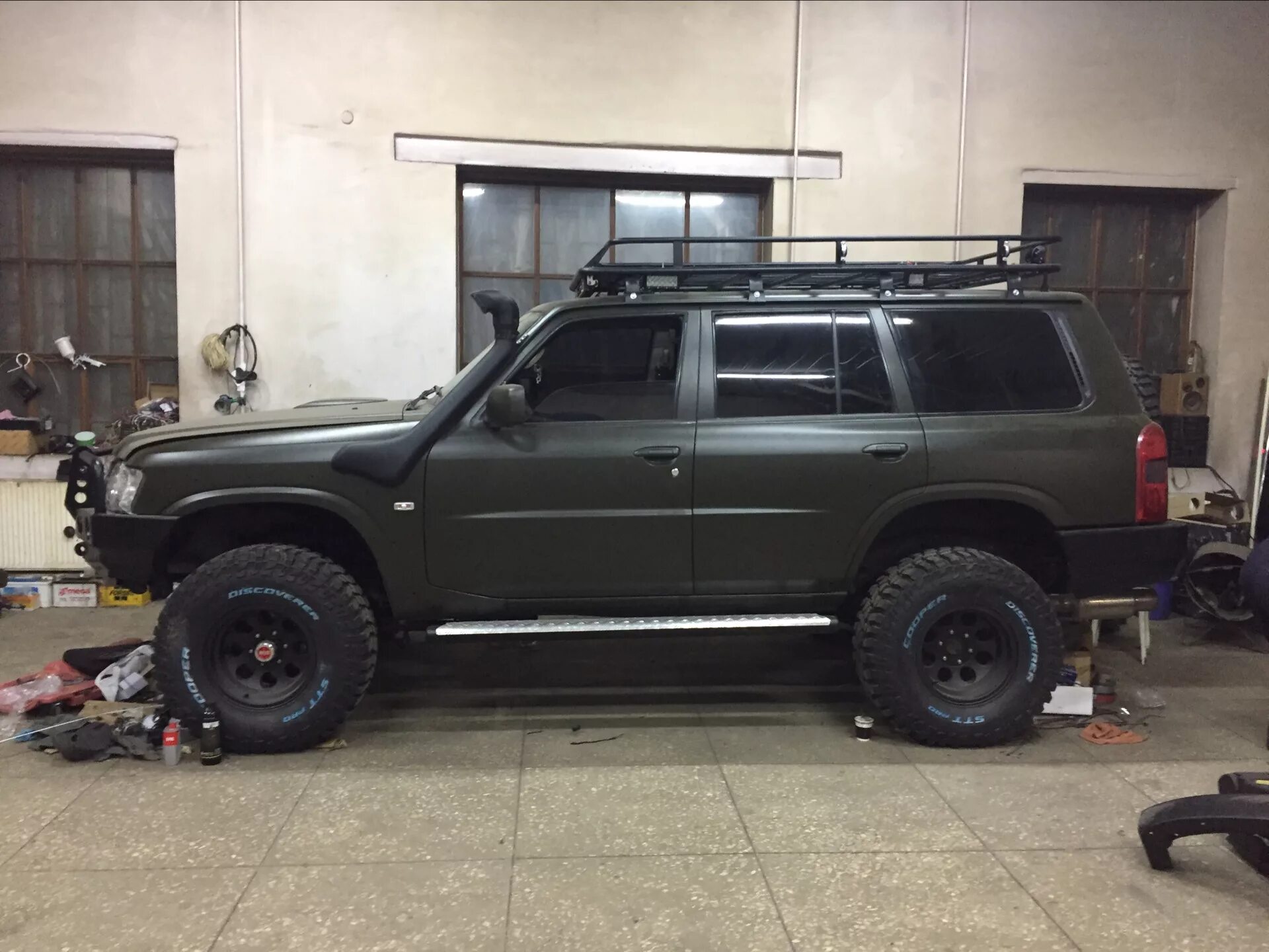 Ниссан патрол тюнинг для бездорожья ЕГОРЫЧ ГОТОВ К ИСПЫТАНИЯМ - Nissan Patrol (Y61), 3 л, 2006 года тюнинг DRIVE2