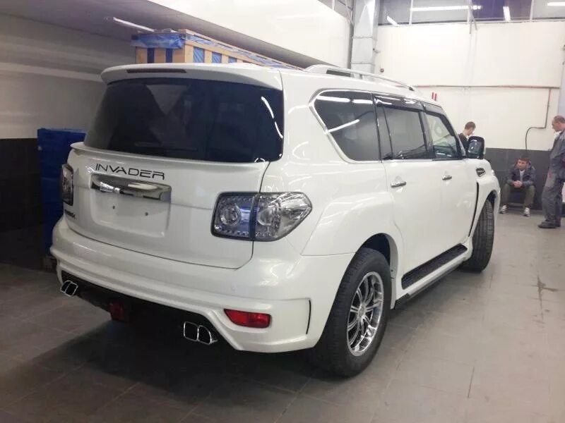 Ниссан патрол тюнинг фото типа "INVADER" первый в нашем городе. конечно реплика, но все же ))) - Nissan Pa