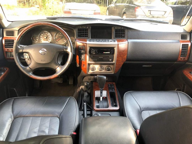 Ниссан патрол тюнинг салона Настоящие внедорожники, таких уже не делают" Показал 3 внедорожника, за которых 